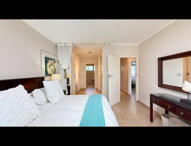 3 BEDROOM FLAT FOR SALE IN COMPENSATION BEACH
